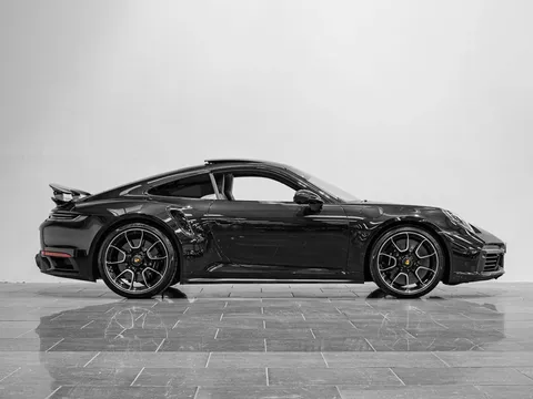 Porsche 911 Turbo S — photo 3 of 11