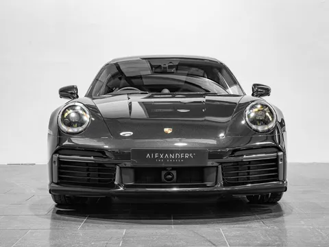 Porsche 911 Turbo S — photo 5 of 11