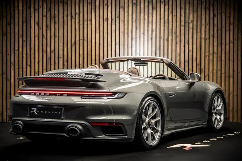 Porsche 911 4