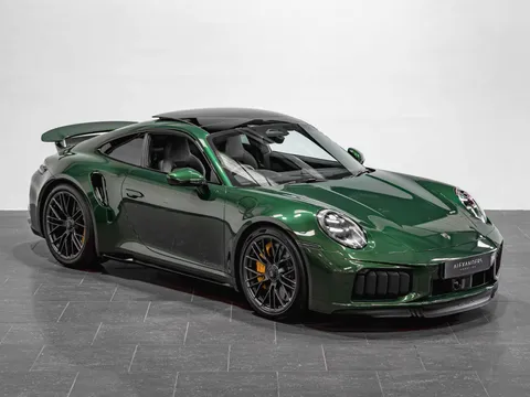 Porsche 911 Turbo S (992.2) — photo 5 of 17