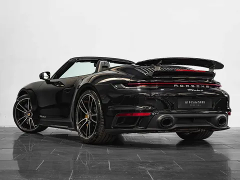 Porsche 911 Turbo S Cabriolet — photo 2 of 13