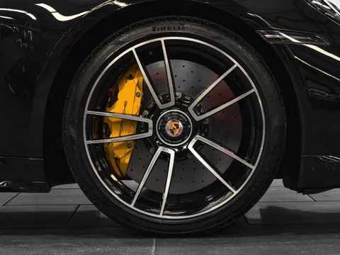 Porsche 911 Turbo S Cabriolet — photo 5 of 13