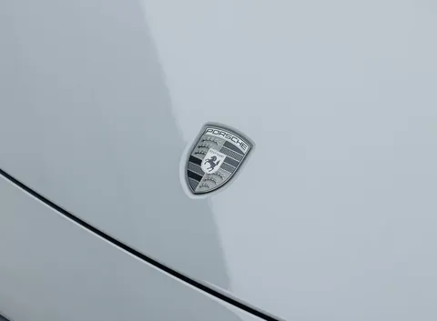 Porsche 911 Turbo S Cabriolet 2