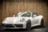 Porsche 911 Carrera 4 GTS Targa thumbnail