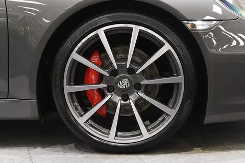 Porsche 911 Carrera S 3