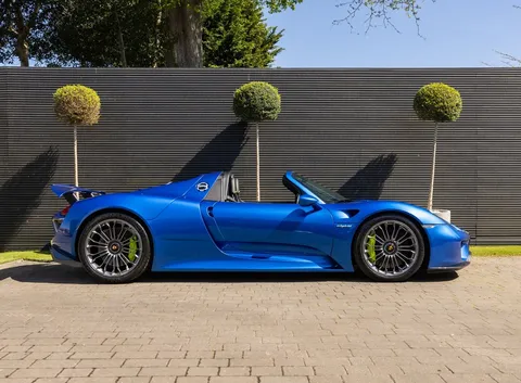 Porsche 918 Spyder — photo 4 of 56
