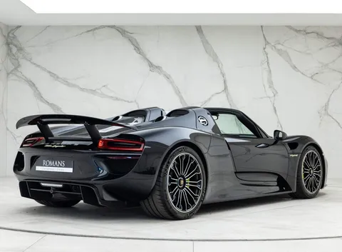 Porsche 918 Spyder — photo 4 of 32