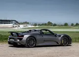 Porsche 918 Spyder thumbnail