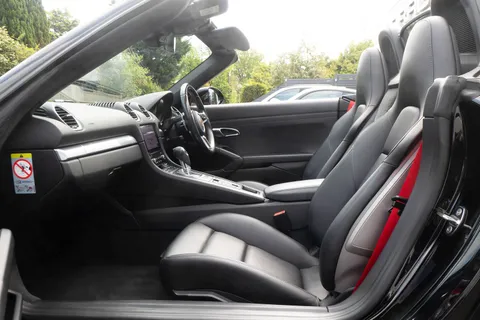 Porsche Boxster S — photo 2 of 37
