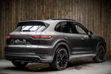 Porsche Cayenne thumbnail