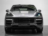 Porsche Cayenne Coupe V6 E-Hybrid thumbnail