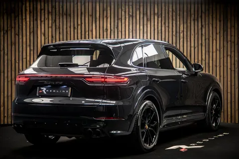 Porsche Cayenne GTS — photo 4 of 48