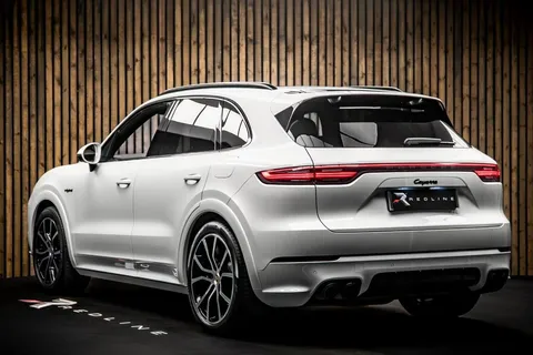 Porsche Cayenne 3