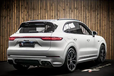 Porsche Cayenne 4