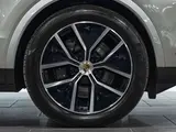 Porsche Cayenne E-Hybrid thumbnail