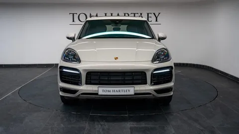 Porsche Cayenne GTS — photo 2 of 38