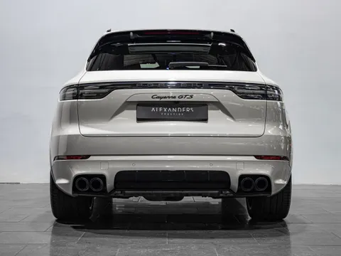 Porsche Cayenne GTS — photo 3 of 8