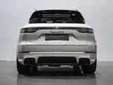 Porsche Cayenne GTS thumbnail