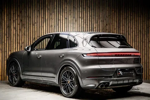 Porsche Cayenne GTS — photo 3 of 47