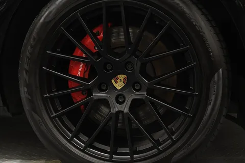 Porsche Cayenne GTS — photo 2 of 47