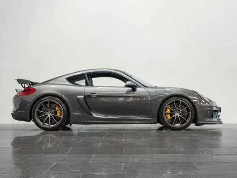 Porsche Cayman GT4 — photo 4 of 13