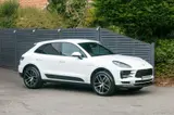 Porsche Macan thumbnail