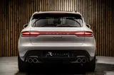 Porsche Macan S thumbnail