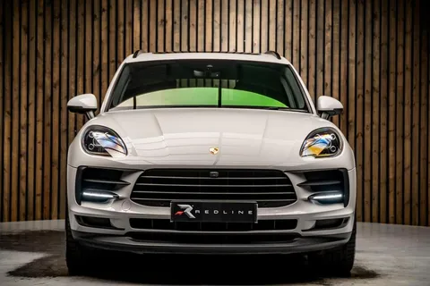 Porsche Macan S — photo 5 of 45