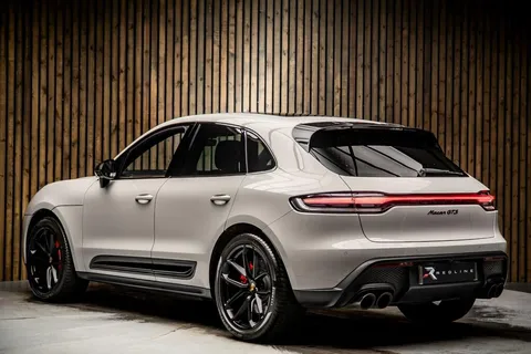 Porsche Macan GTS — photo 3 of 49
