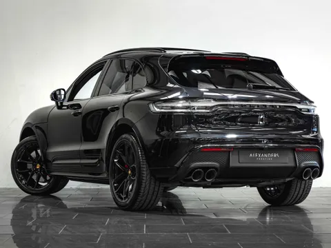 Porsche Macan GTS — photo 2 of 11