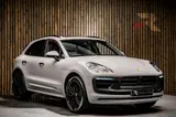 Porsche Macan GTS thumbnail