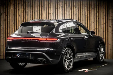 Porsche Macan T — photo 4 of 46