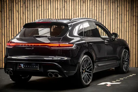 Porsche Macan T 4