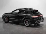 Porsche Macan S thumbnail