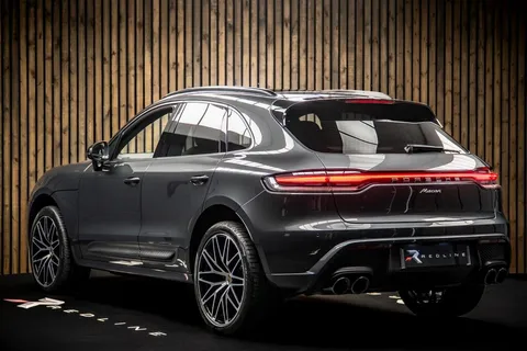 Porsche Macan T 3