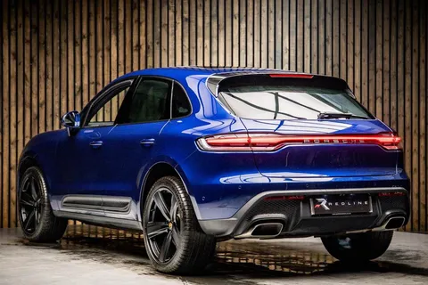 Porsche Macan T 3