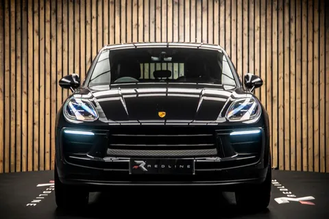 Porsche Macan T 5