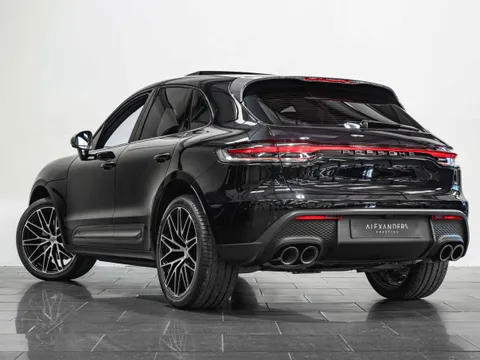 Porsche Macan T — photo 2 of 10