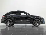 Porsche Macan T thumbnail
