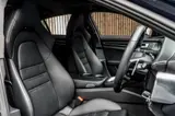 Porsche Panamera 4 E-Hybrid Platinum Edition thumbnail