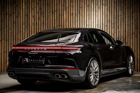 Porsche Panamera — photo 4 of 47