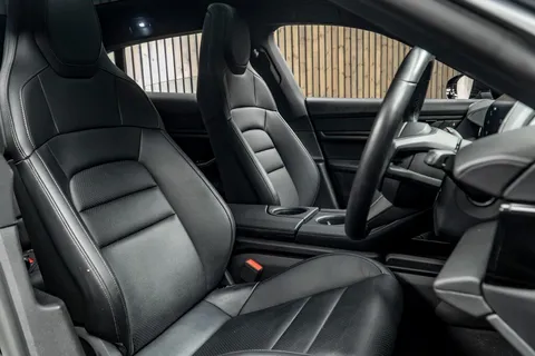 Porsche Taycan 2