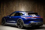 Porsche Taycan 4 Cross Turismo thumbnail