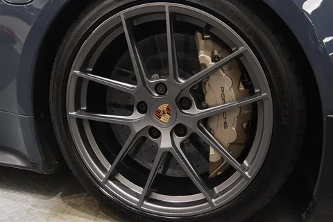 Porsche Taycan Turbo GT — photo 2 of 56