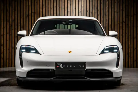 Porsche Taycan Performance 79.2kWh — photo 5 of 44