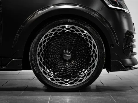 Land Rover Range Rover Autobiography P530 Overfinch Velocity Edition — photo 4 of 22