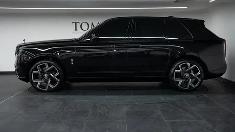 Rolls-Royce Cullinan Series II Black Badge — photo 4 of 42