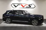 Rolls-Royce Cullinan V12 thumbnail