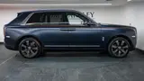 Rolls-Royce Cullinan V12 thumbnail