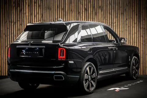 Rolls-Royce Cullinan — photo 4 of 44